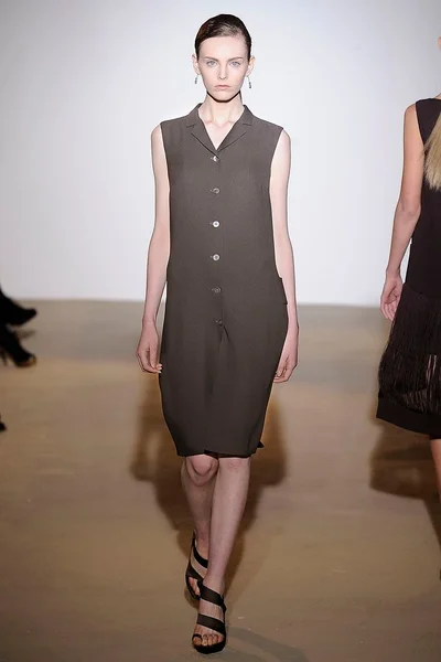 Look 7